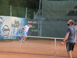 Alm Cup